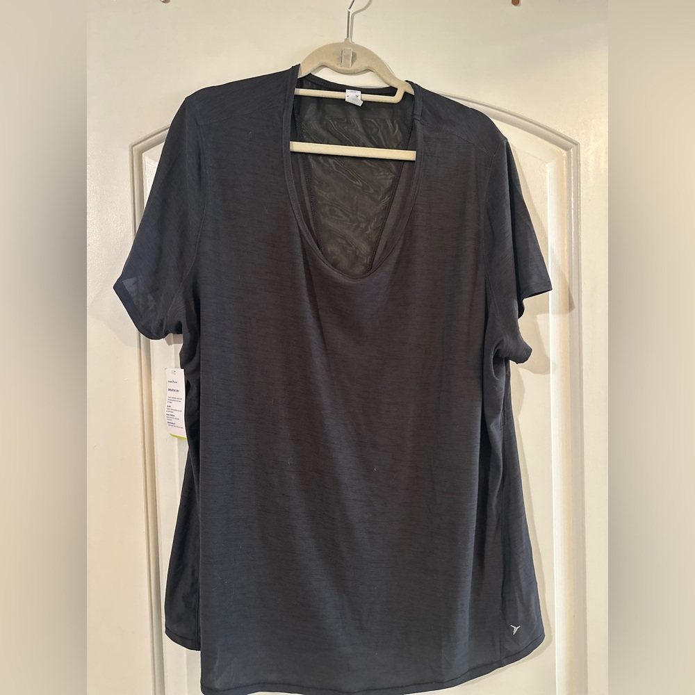 Old Navy Active Charcoal Short Sleeve Tee